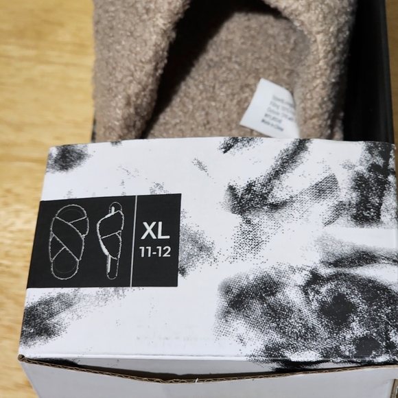 Jenni Intimates Cozy Slippers in Toffee Candy ~ Sz. XL(11-12) NIB🪷 - Picture 3 of 8